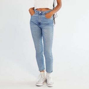 Urban Outfitters BDG Girlfriend Jean